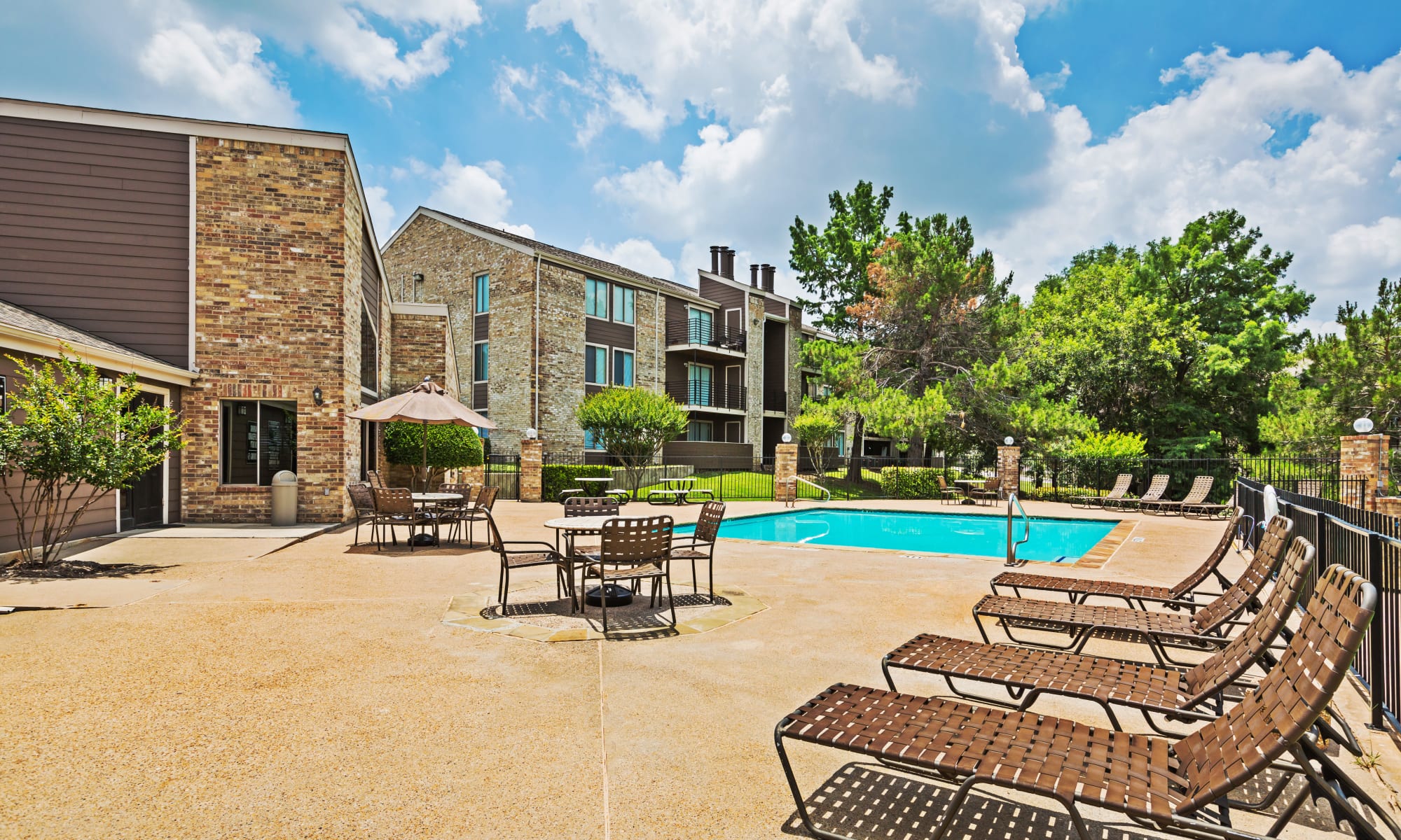 The Belmont Apts Grand Prairie