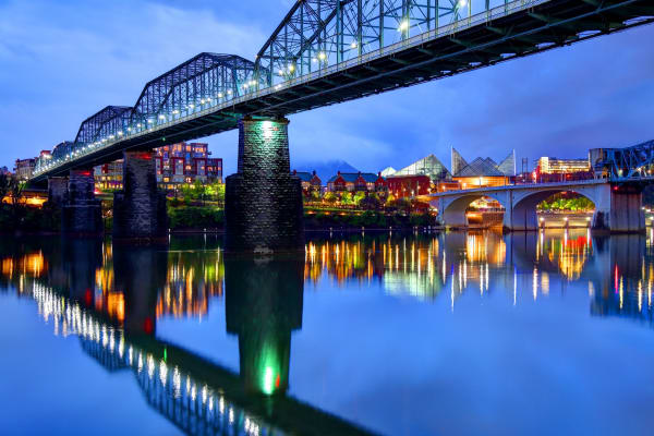 Beautiful views of Chattanooga in Tennessee near Riverside North