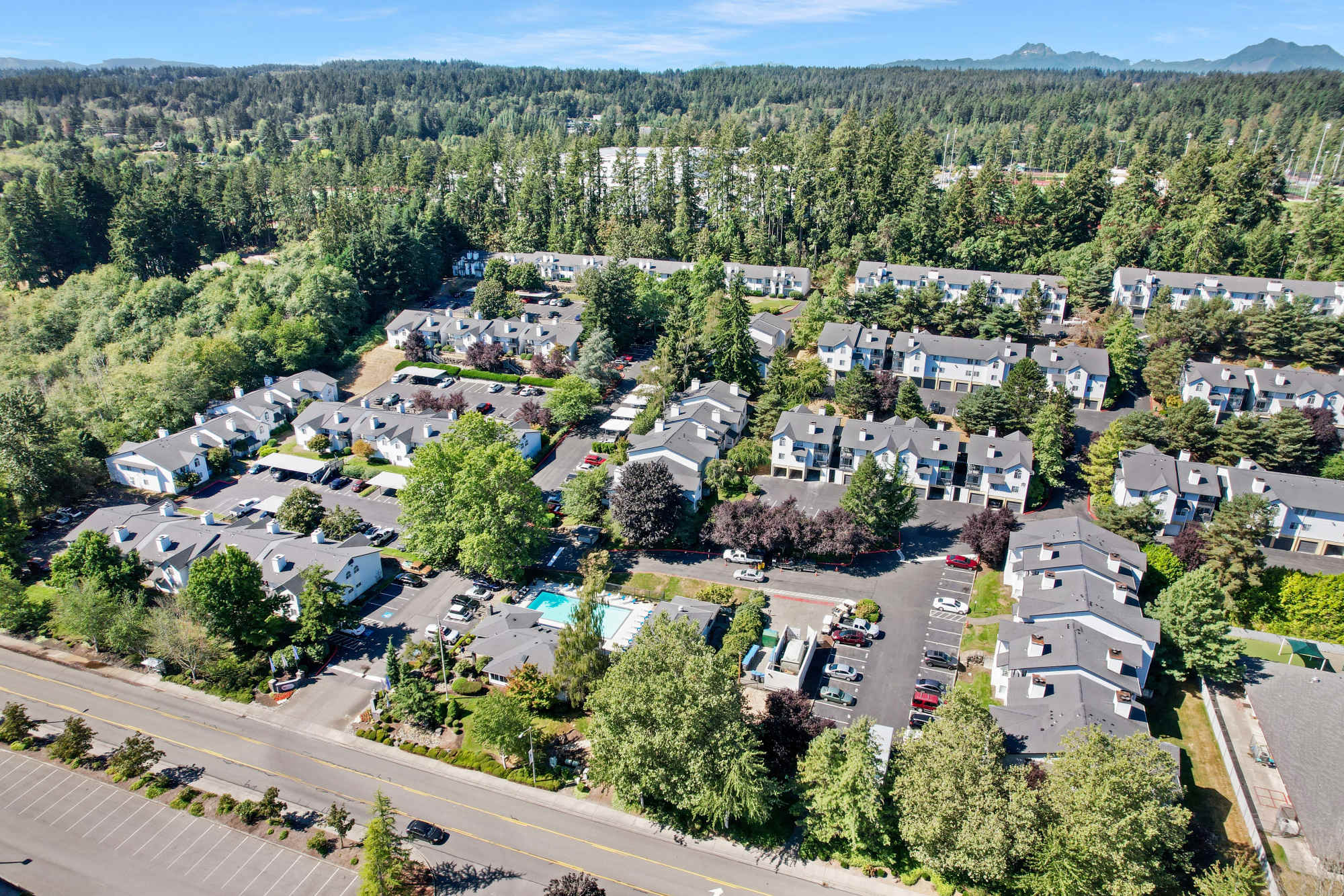 Aerial view of the community at Wellington Apartments in Silverdale, Washington