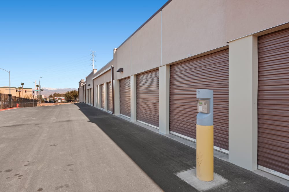 Exterior of outdoor drive-up units at StorageOne Horizon & Sandy Ridge in Henderson, Nevada