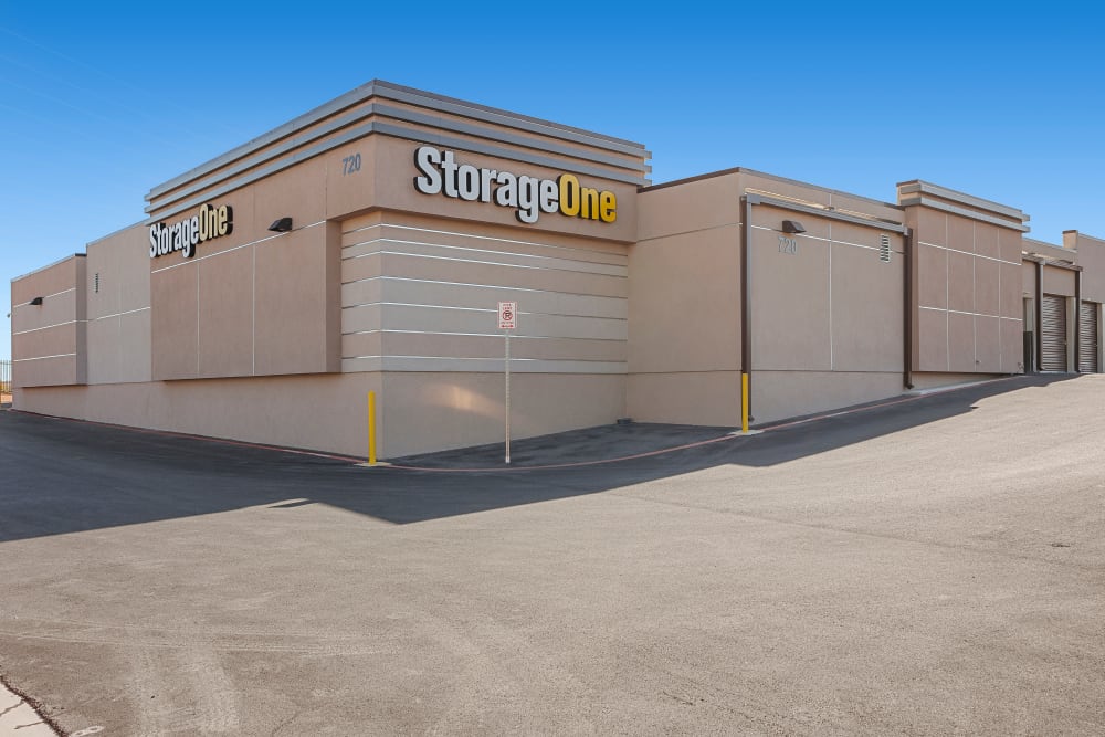 Exterior of StorageOne Horizon & Sandy Ridge in Henderson, Nevada