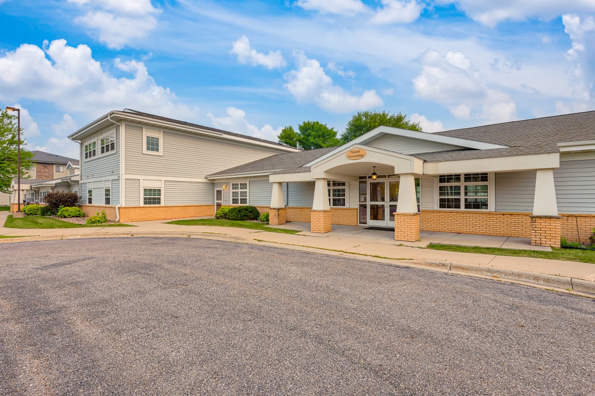 Exterior image of sister property Autumn Grace in Mankato, Minnesota