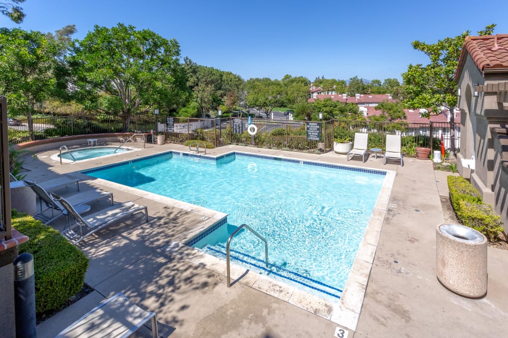 Swimming pool on a bright sunny day at Niguel Summit Condominium Rentals in Laguna Niguel, California