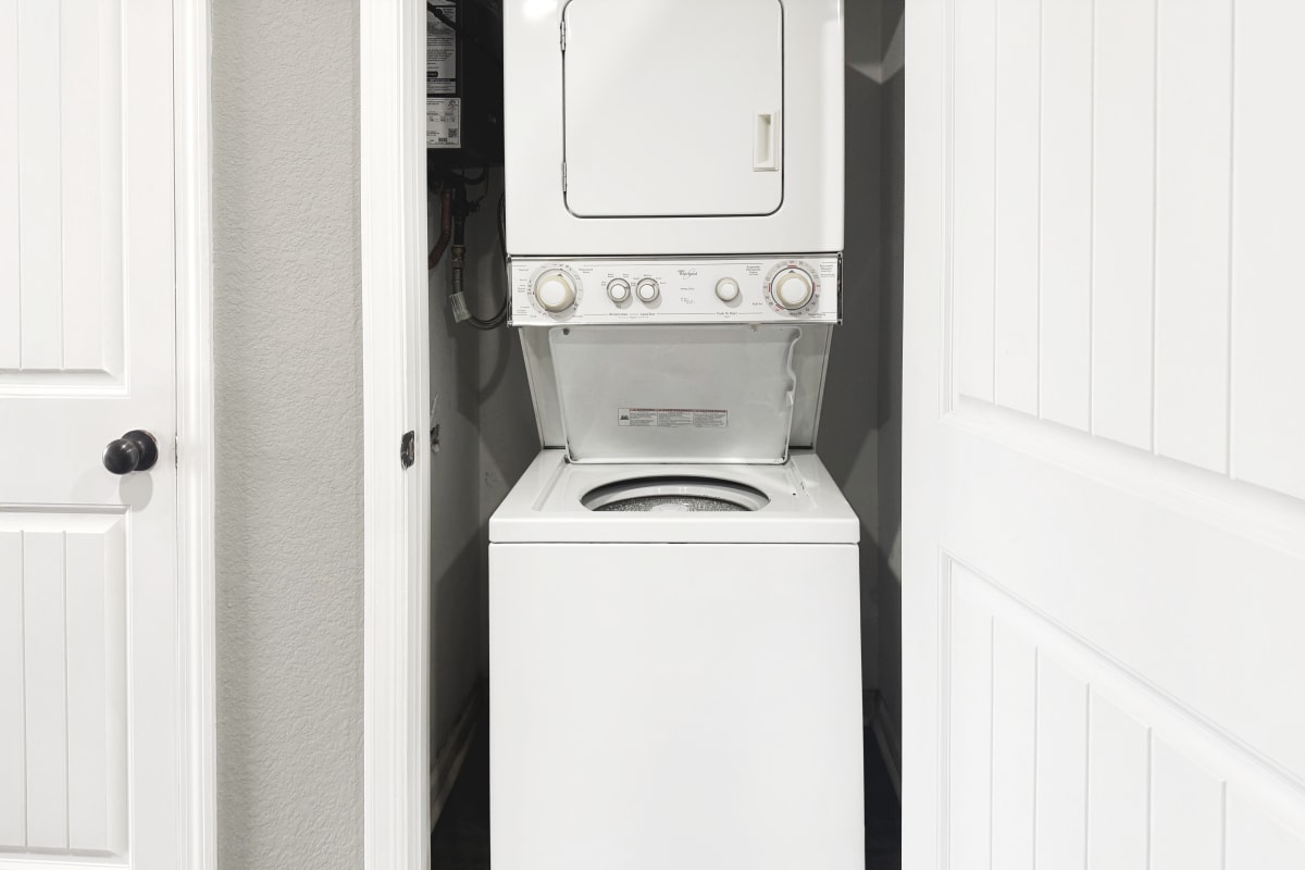 In-unit washer and dryer at Willow Creek Townhomes in Jonesboro, Arkansas
