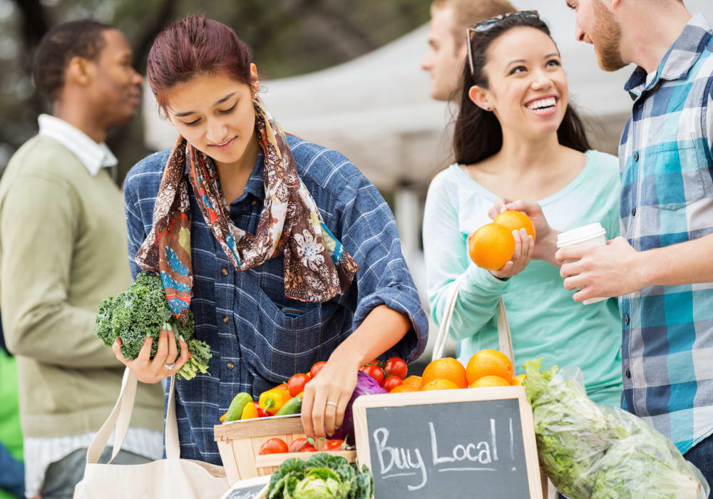 Farmer's market near Lincoln Village in Riverside, California