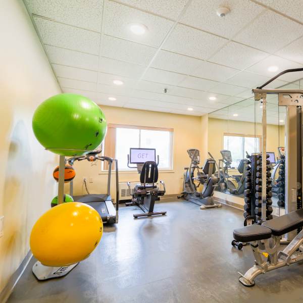 Autumn Ridge Village offers a wide variety of amenities in Sterling Heights, Michigan