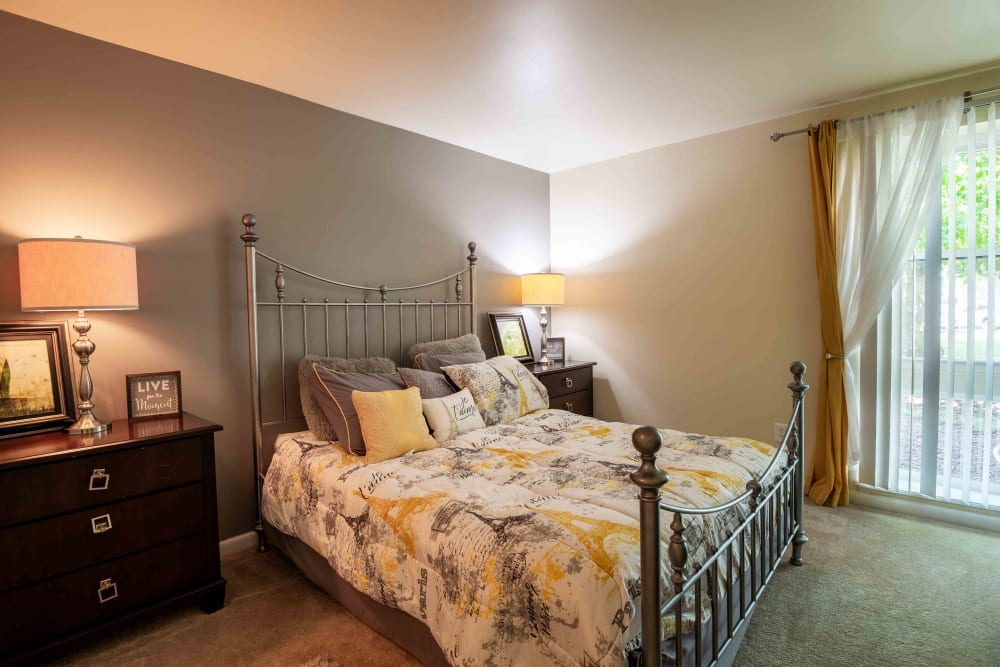 Monarch Crossing Apartment Homes offers a beautiful bedroom in Newport News, Virginia