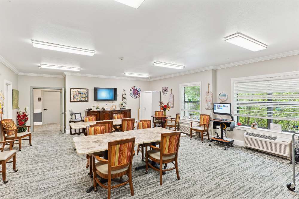 A large bathroom in an apartment at Isle at Watercrest Bryan in Bryan, Texas