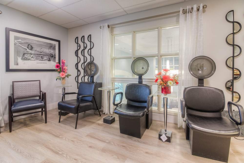 Salon at Parkview Estates in Kennewick, Washington