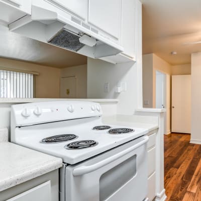 White cabinets in a kitchen at Ramona Vista in Ramona, California