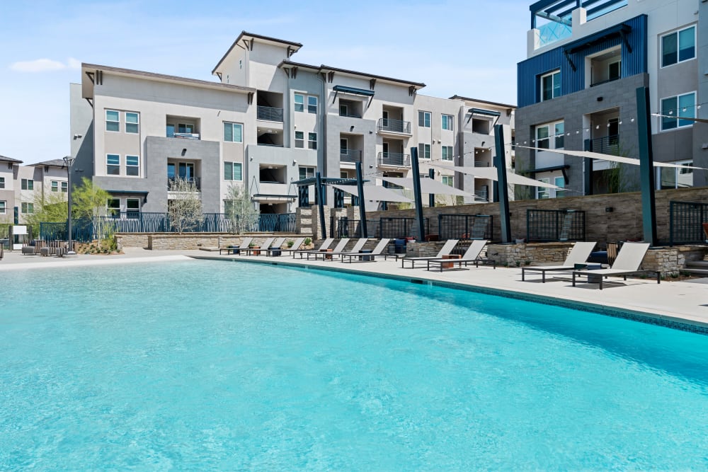 Luxurious swimming pool at Array Vista Canyon in Santa Clarita, California