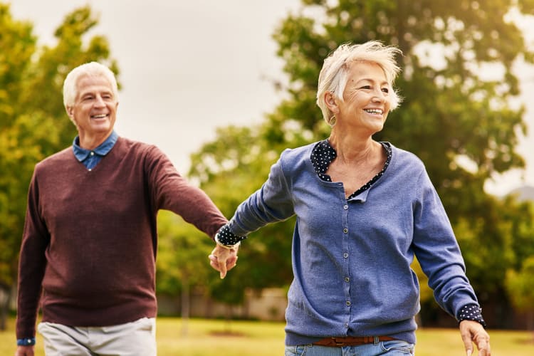 Couple enjoying the outdoors in Dover, DE