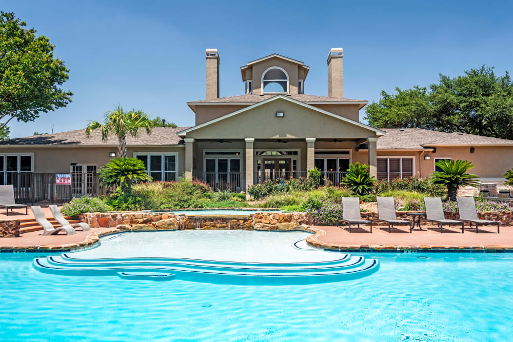 Beautiful Swimming Pool at Salado Springs Apartments in San Antonio, Texas