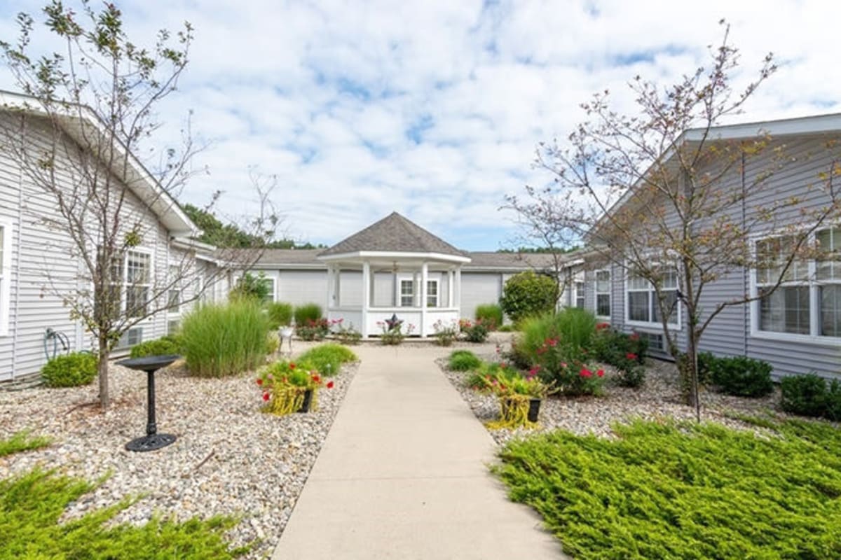 Photos of Trustwell Living at Kingsbury Place in Defiance, OH