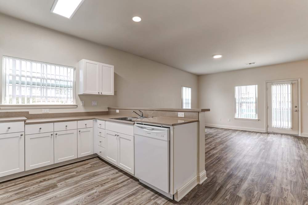 hard style floors at South Mesa I in Oceanside, California