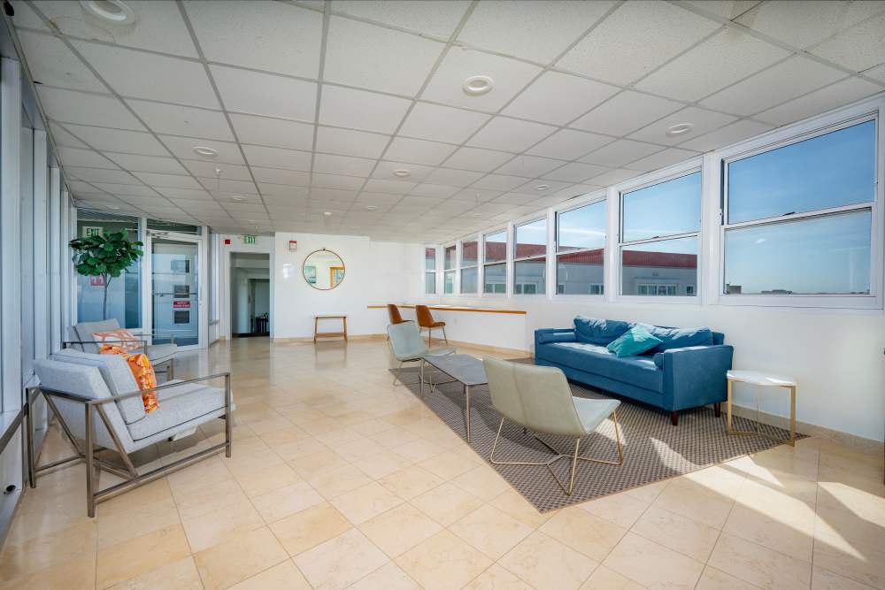 Modern lounge access to Alta De Sabla in San Mateo, California