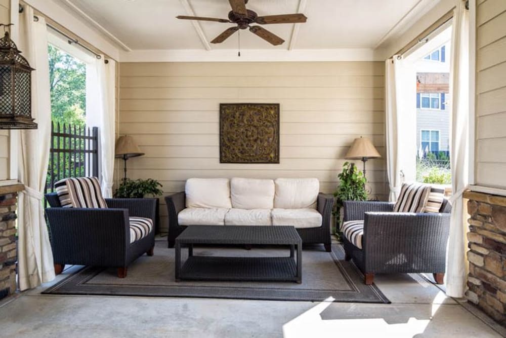 Outdoor lounge area at Enclave at Highland Ridge | Apartments in Columbus, Georgia