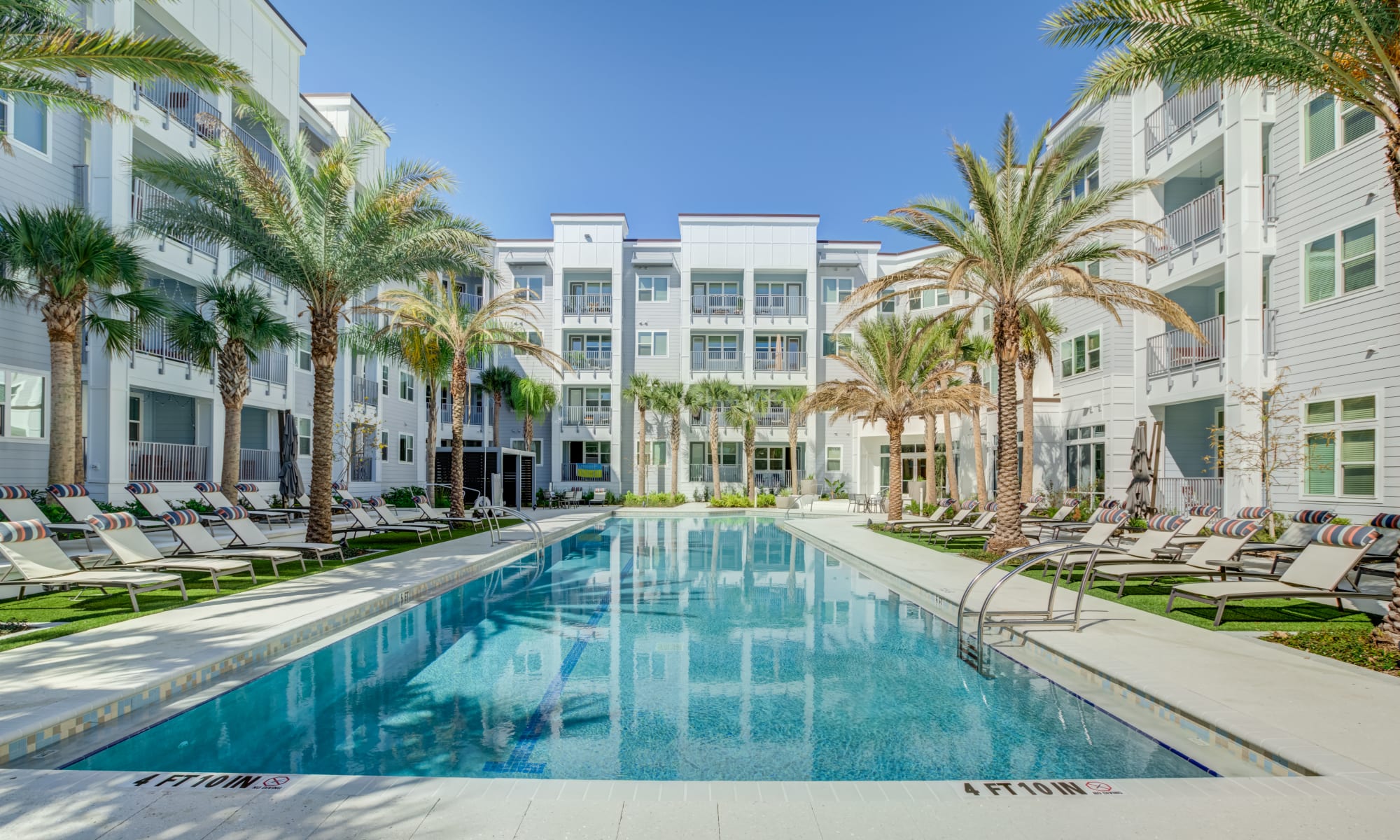 Apartments at Viridian Reserve in Sanford, Florida