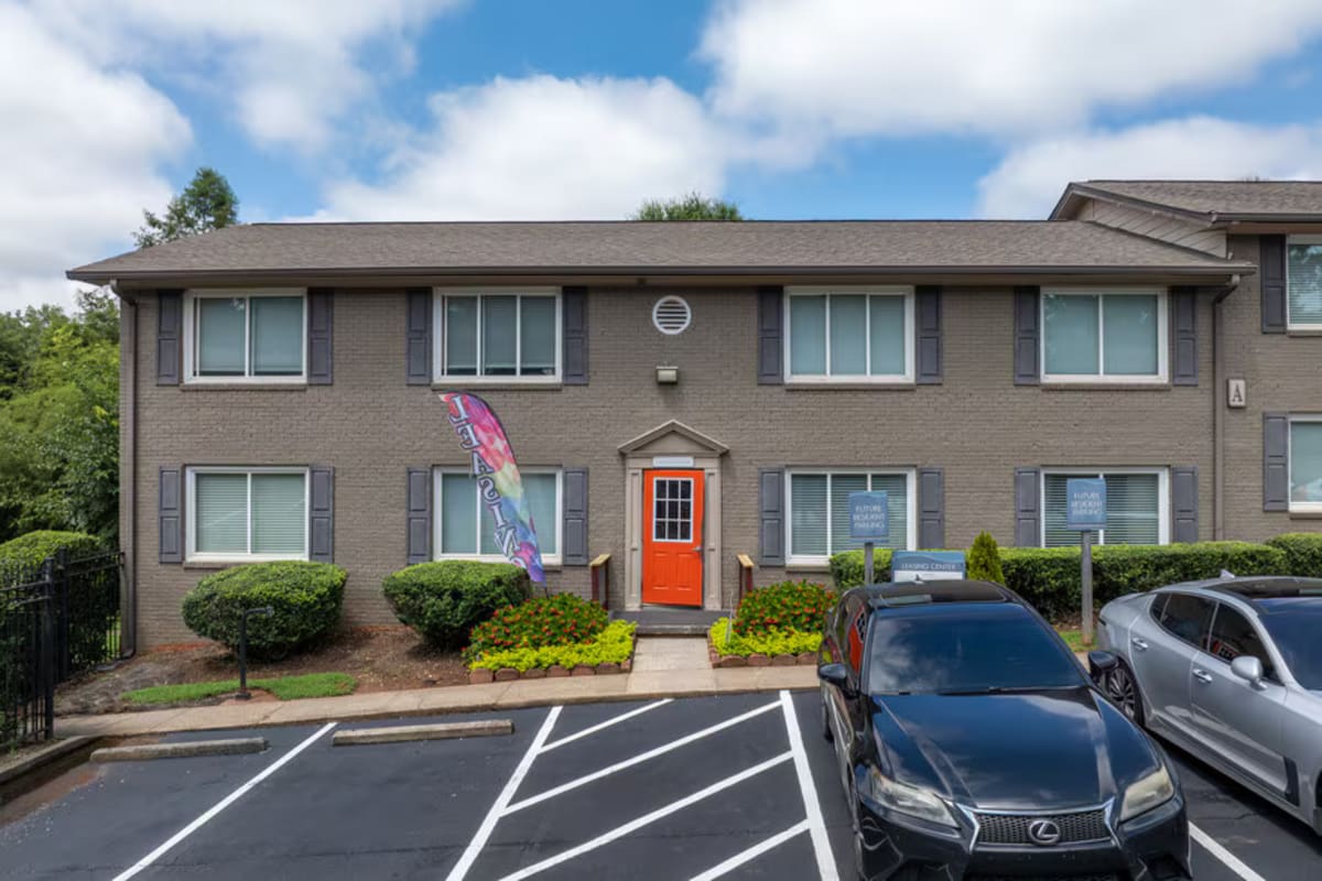 Community amenities of apartments at Broadway at East Atlanta in Atlanta, Georgia