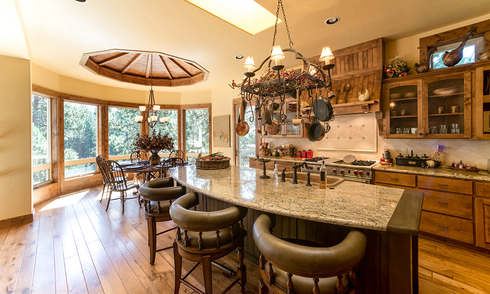 Independent living cottage interior at Touchmark at Mount Bachelor Village in Bend, Oregon