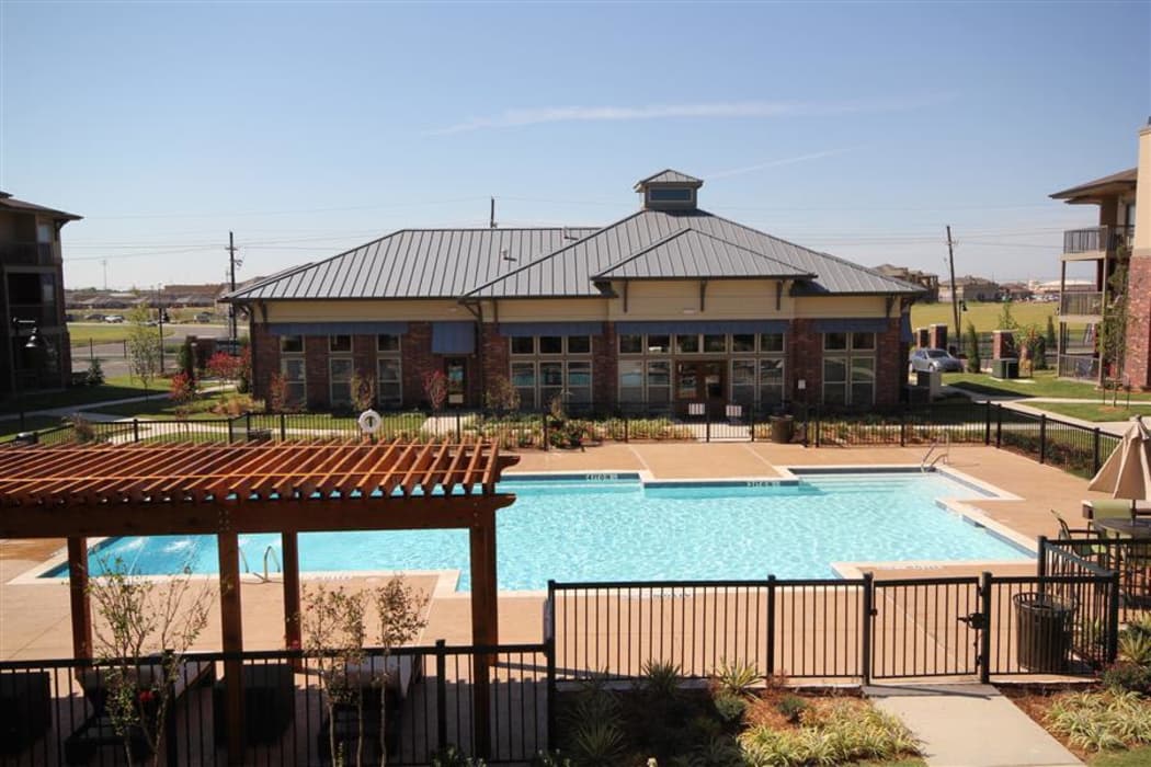 Lubbock Apartment Amenities At The Icon At Lubbock