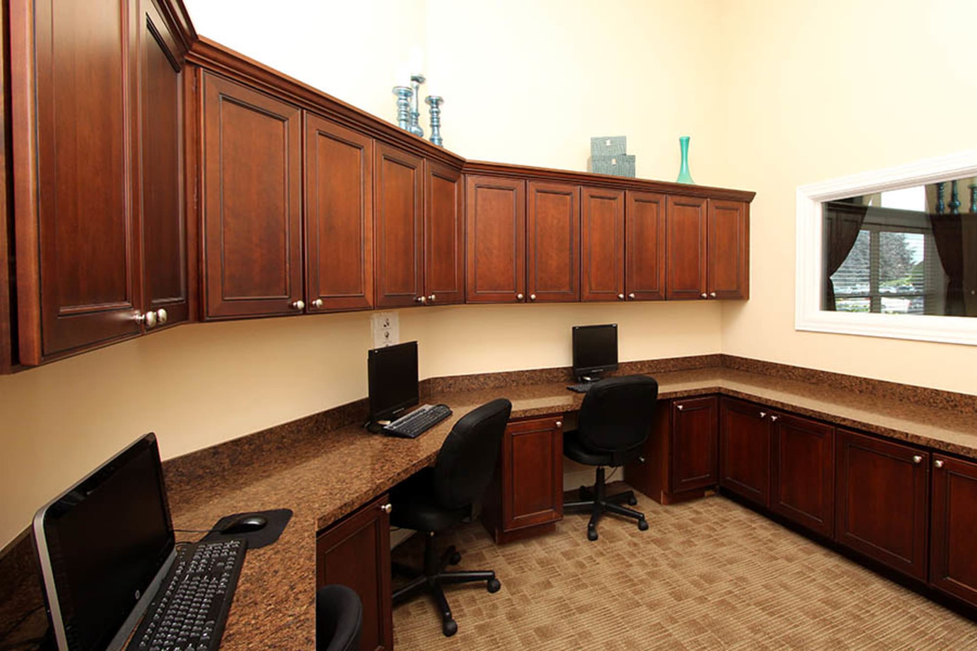 Community business center at Riverstone Apartments in Bolingbrook, Illinois