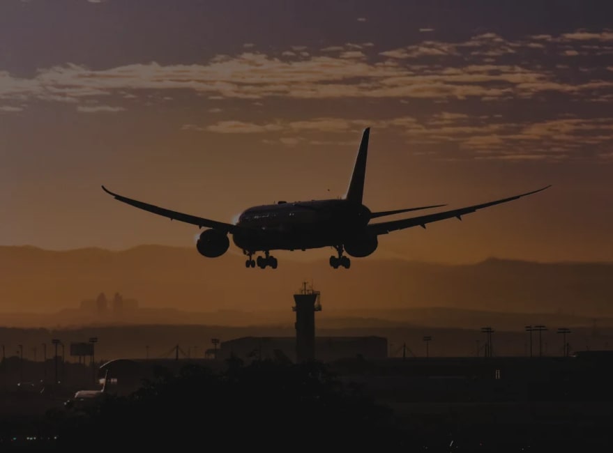 Airport near Amber Glen Apartments in Everett, Washington