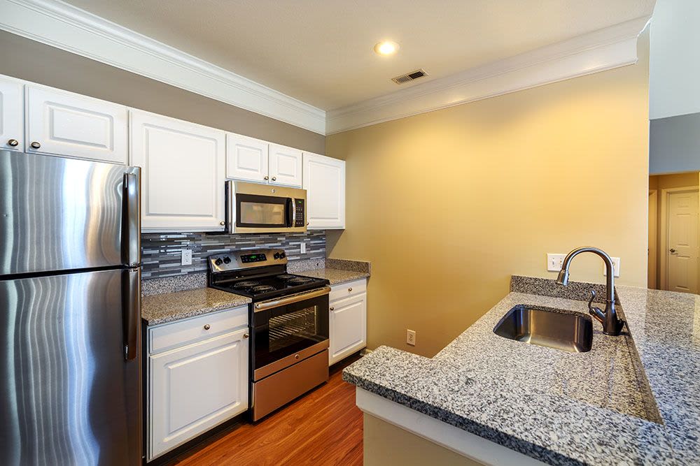 Beautiful modern kitchen at Christopher Wren in Wexford, Pennsylvania