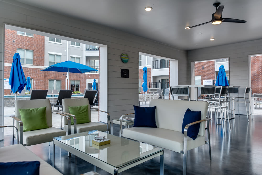 Poolside Lounge at The Barton | Apartments in Clayton, MO