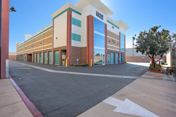 A-1 Self Storage in Bell Gardens, California, features wide driving lanes for drive up self storage units and 24-hour security cameras.