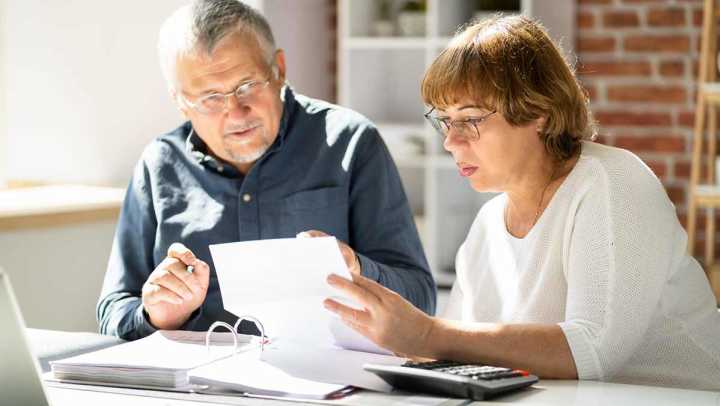 Managing finances for a loved one with dementia