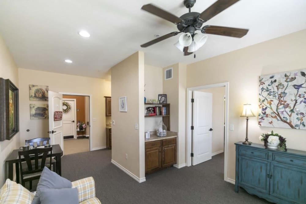 Senior living apartment at Lakeshore Assisted Living and Memory Care in Rockwall, Texas