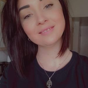 Sarah Bergeron, Resident Care Coordinator at Vineyard Heights Assisted Living in McMinnville, Oregon