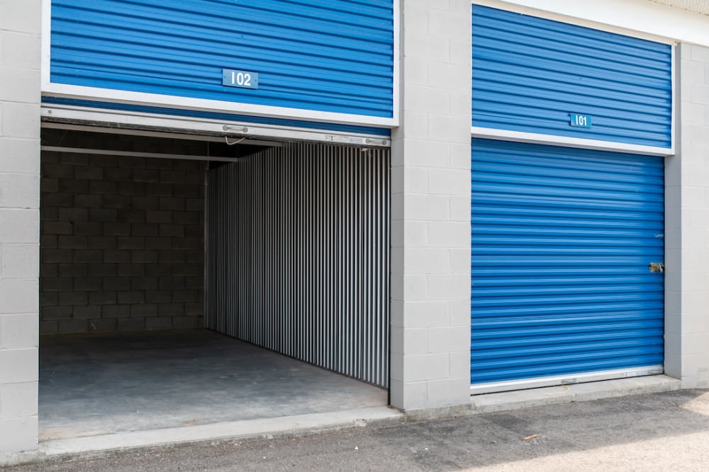 Unit doors Apple Self Storage - Peterborough in Peterborough, Ontario, offers wide driveways for your convenience 