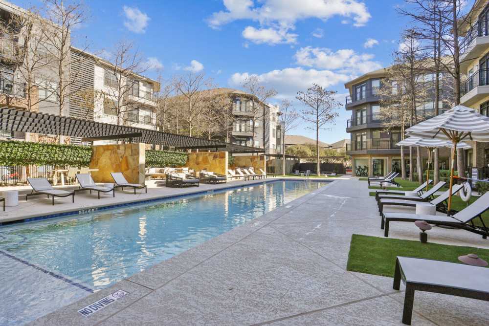 Wonderful pool at Dorian and Encore in Plano, Texas