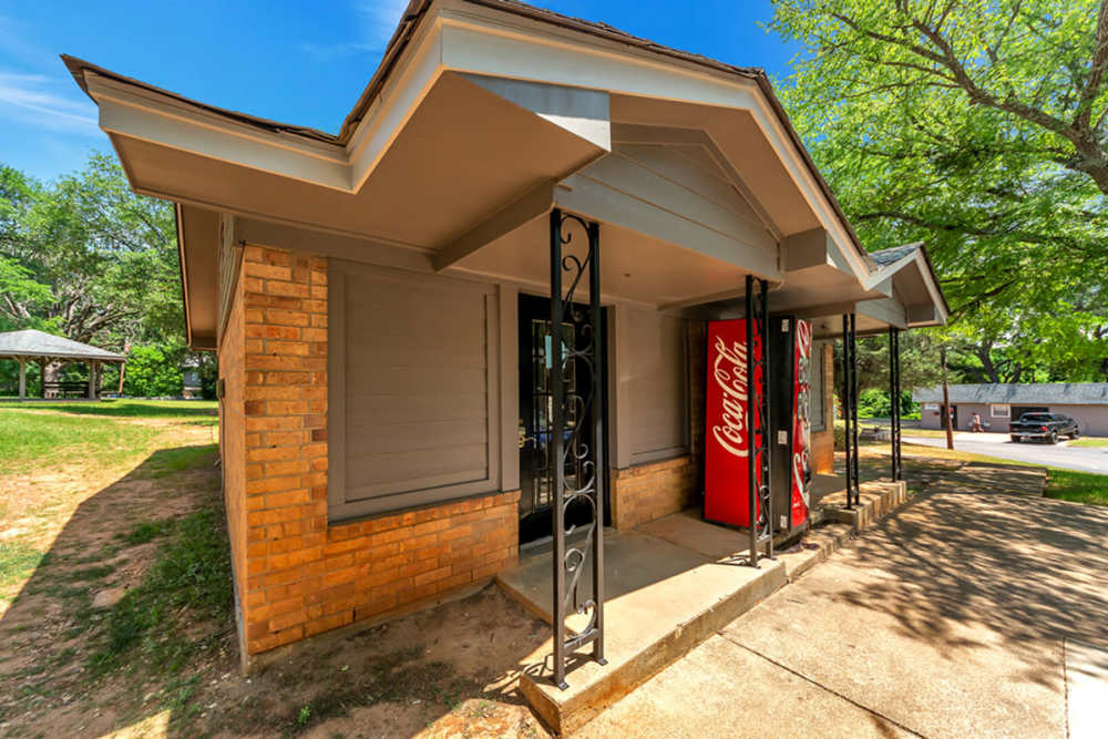 Greenery at Troup Townhomes in Troup, Texas