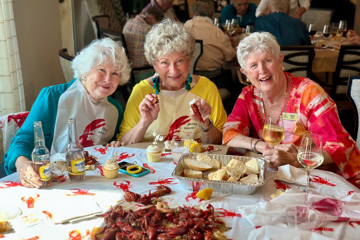 Choose from many dining options at Watermere at Flower Mound in Flower Mound, Texas