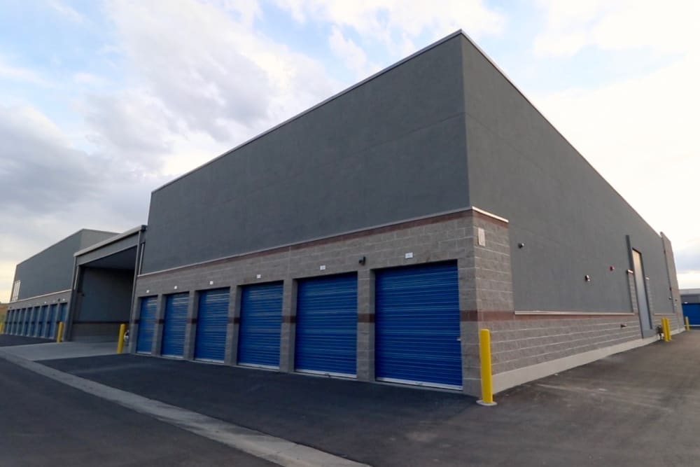 Drive-up storage units and a covered loading area at Advantage Self Storage in Grand Junction, Colorado