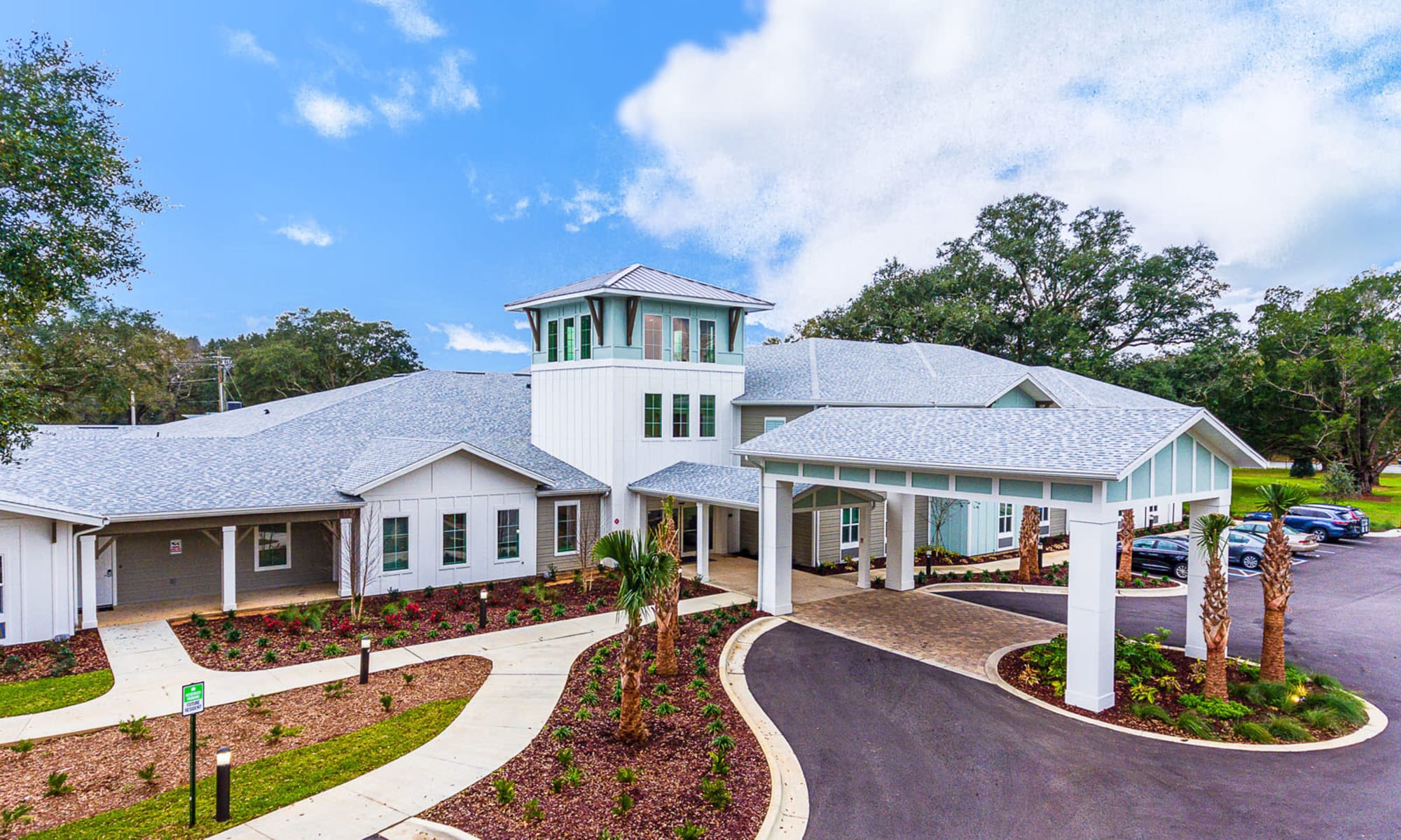 Senior living at Arcadia Senior Living Pace in Pace, Florida