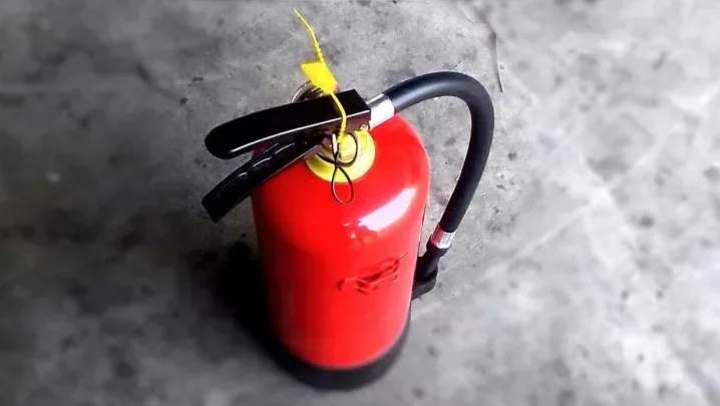 Fire extinguisher