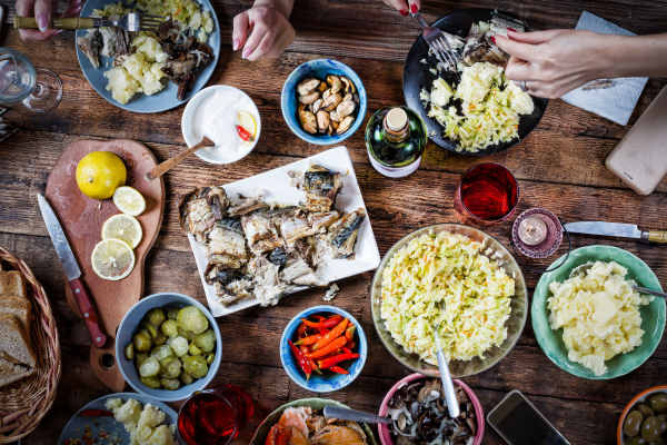 Local restaurants near Evergreen at River Oaks in Lake Charles, Louisiana