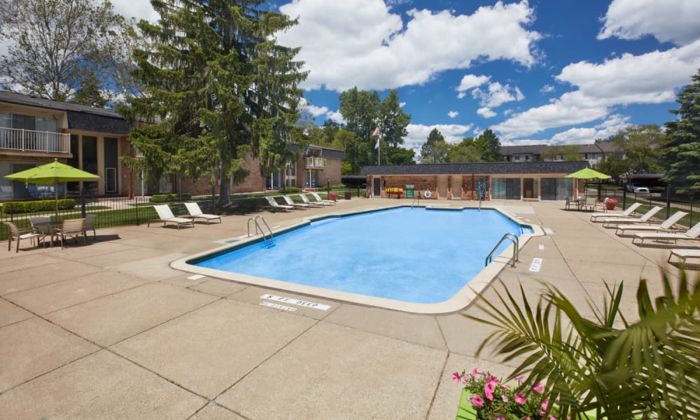 Swimming pool at Kensington Manor Apartments in Farmington, Michigan