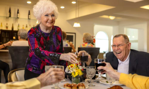 Residents dining at The Blake at LPGA in Daytona Beach, Florida