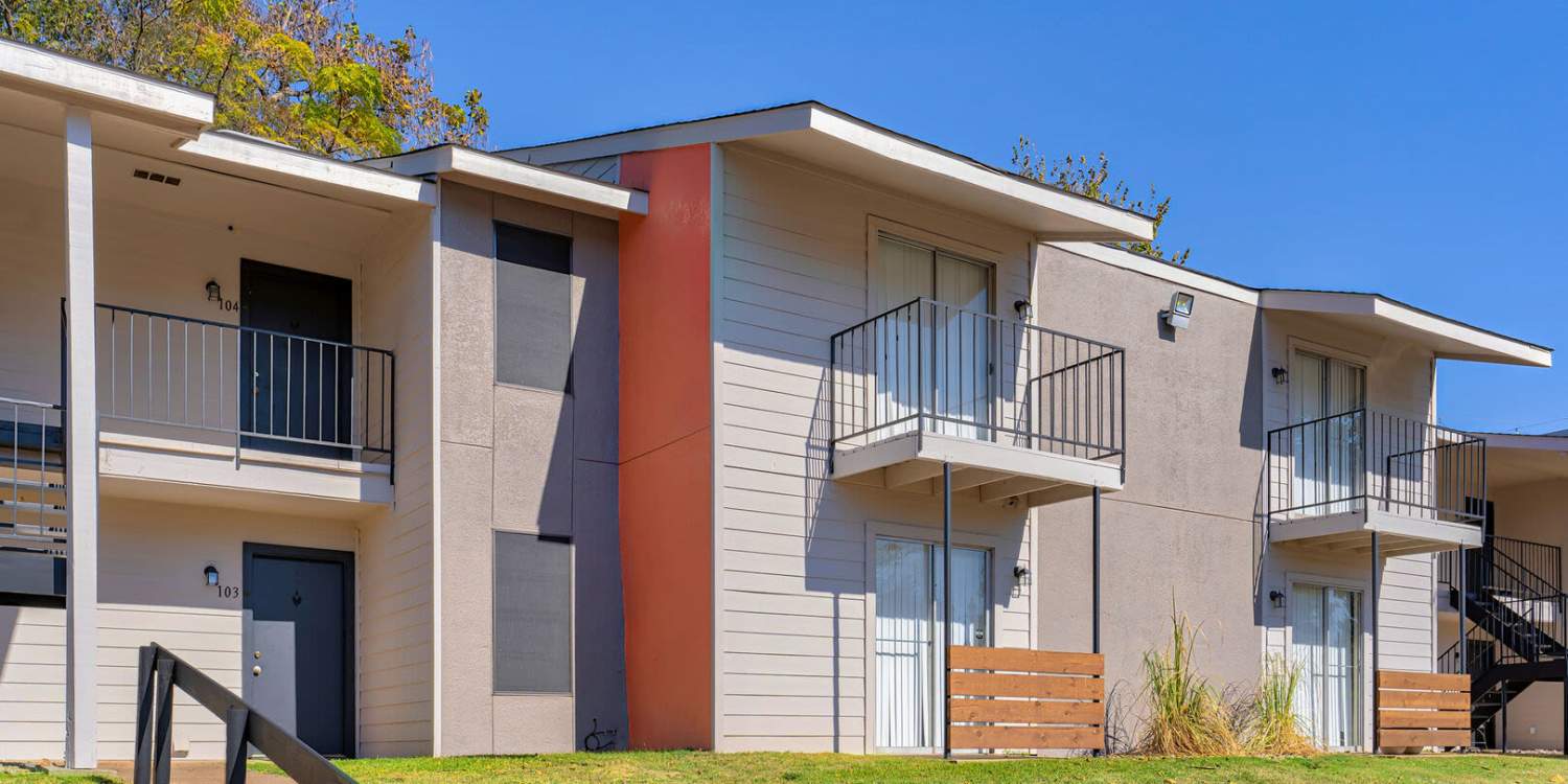 Oak Manor Apartments apartment homes in Henderson, Texas