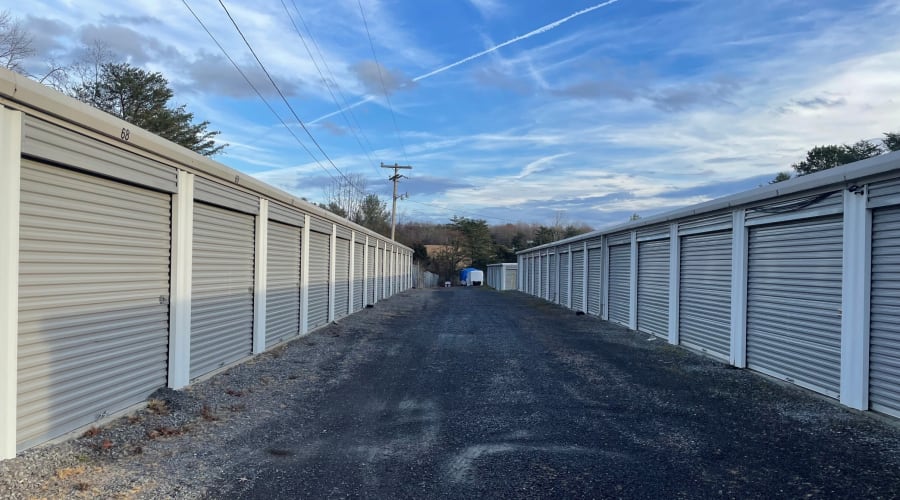 Ideally located storage units at KO Storage in Berkeley Springs, West Virginia