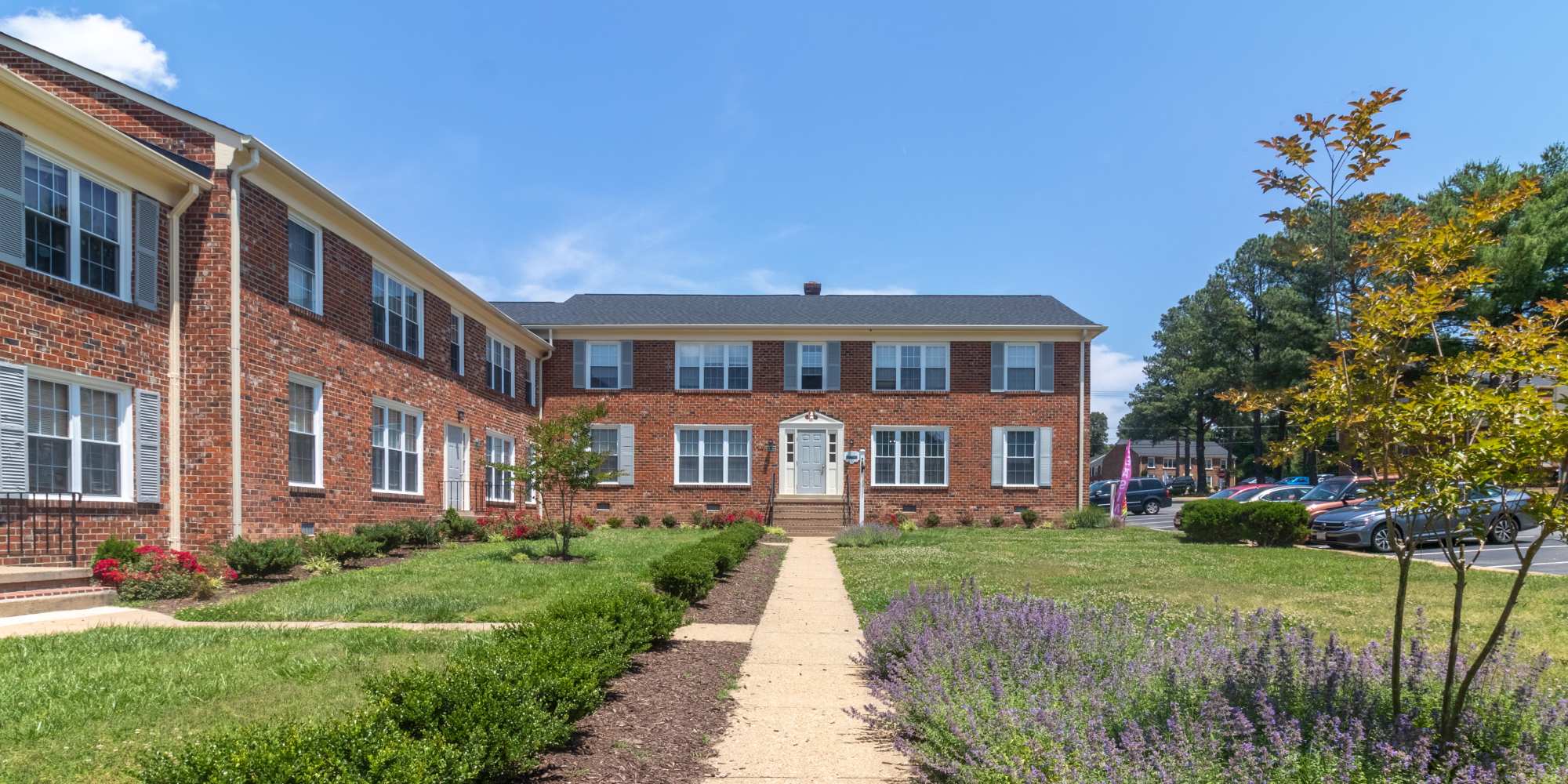 Landmark at Patterson located in Richmond, Virginia