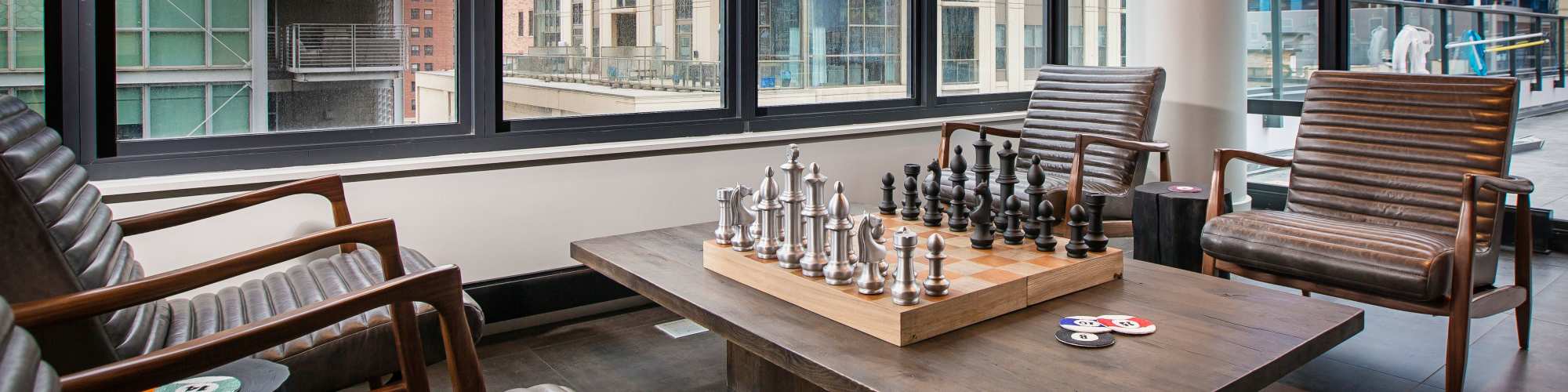 Virtual Tour | Exhibit On Superior in Chicago, Illinois