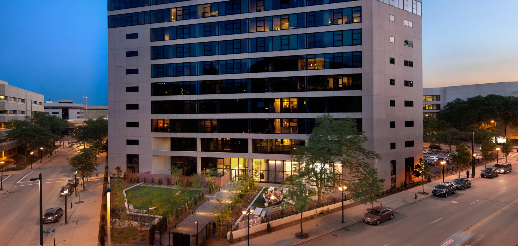 Milwaukee, WI Apartments for Rent The Buckler