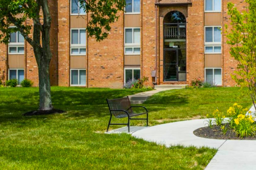 Garden seating at Tuscany Gardens Apartments in Windsor Mill, Maryland