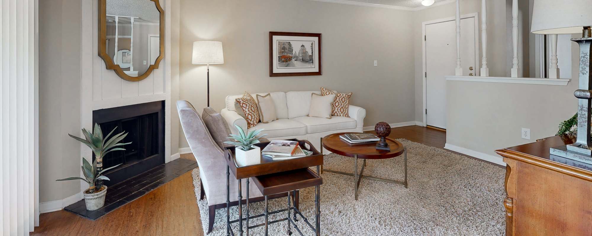 Living space at Oak Hollow in Longview, Texas